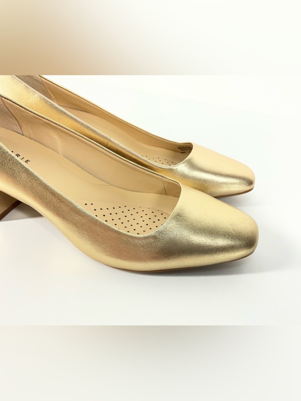 Alex Marie Phoebe Soft‎ Gold Block Heel Pumps Women’s Size 8.5 - Picture 14 of 16